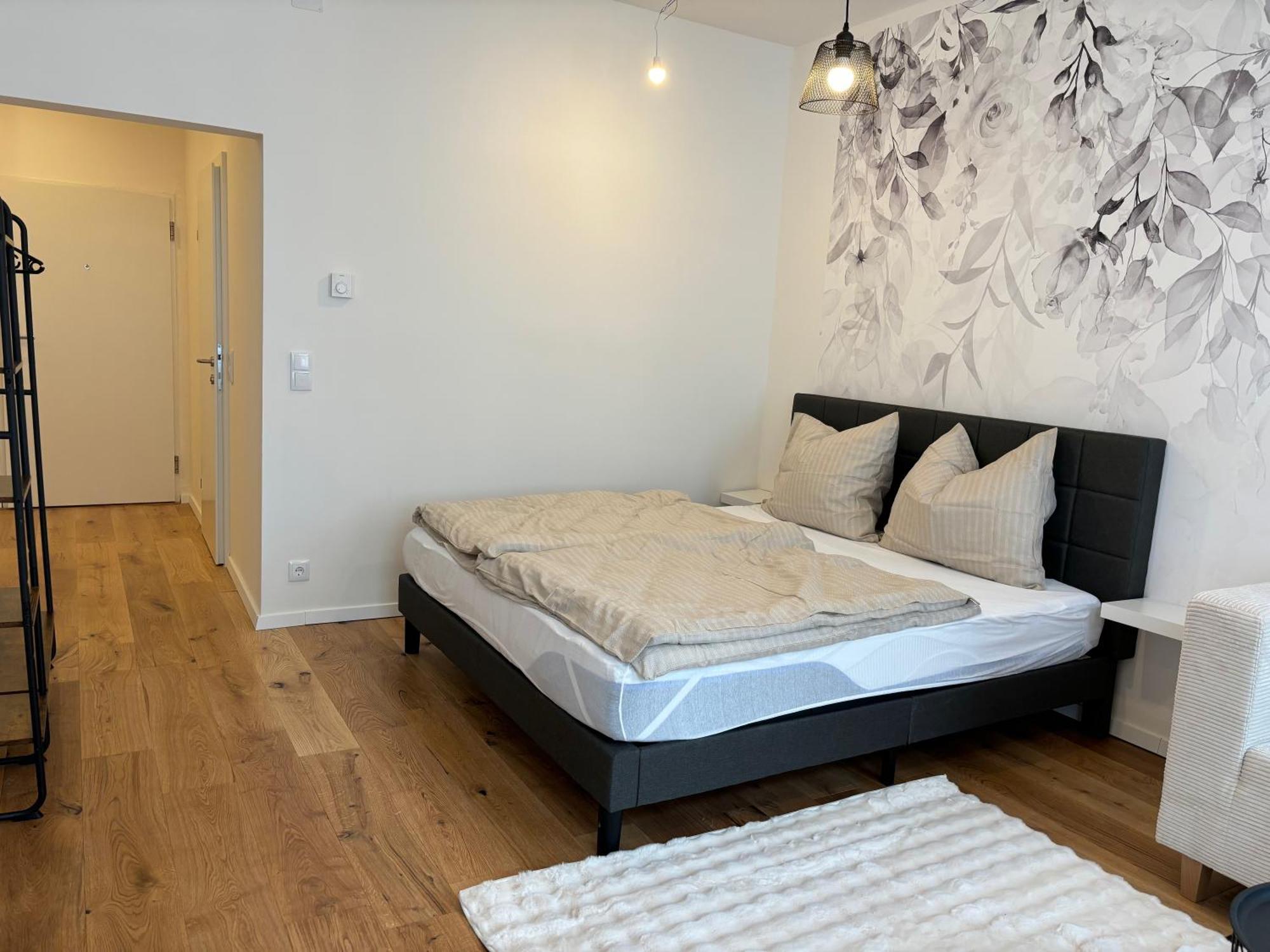 Traumhafte Wohnung Fuer 2, Walk In Dusche, Extra Kueche, Nespresso, Zentral Viyana Dış mekan fotoğraf
